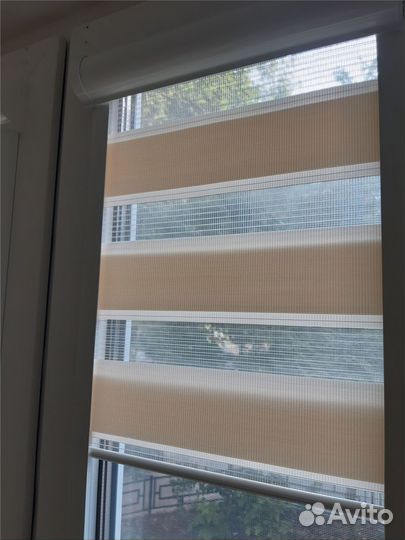 Рулонные шторы Зебра