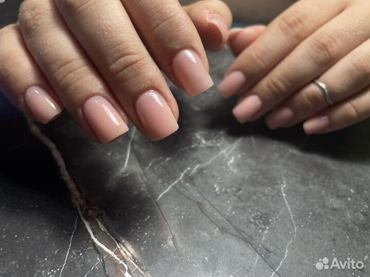 Мастер по маникюру и педикюру