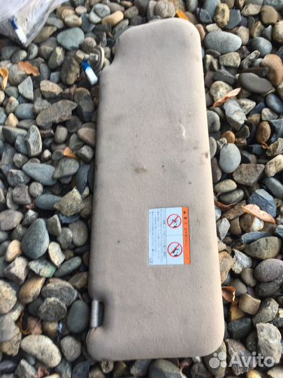 Козырек левый солнцезащитный toyota alphard 2002