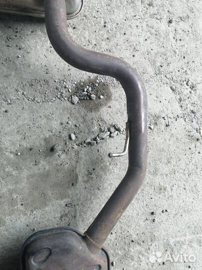 Глушитель Volkswagen Tiguan cawa 2009