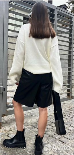 Бермуды кожаные шорты