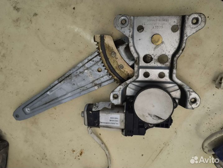 Стеклоподъемник двери задний левый geely мк cross