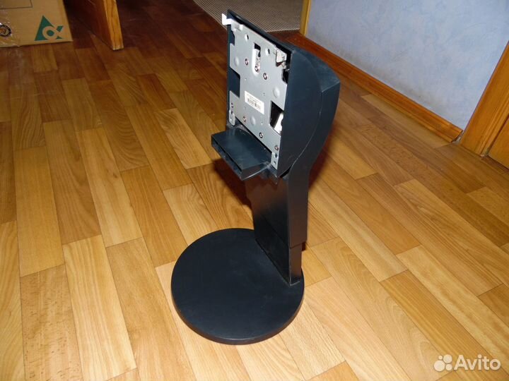 Подставки и кронштейны для тв и мониторов