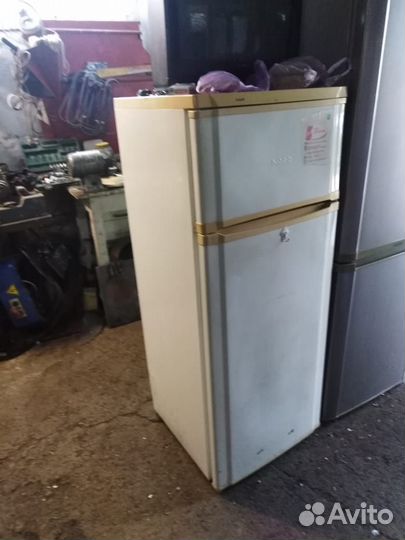 Холодильники бу