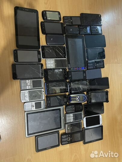 Телефоны на восстановление или запчасти
