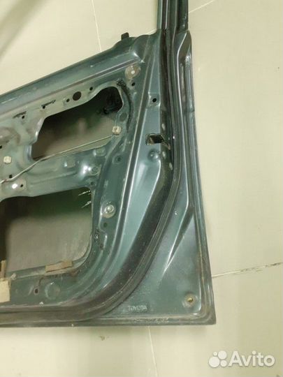 Дверь передняя правая Toyota Corsa L40