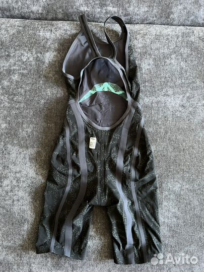 Гидрокостюм женский Arena Carbon FX LTD edition