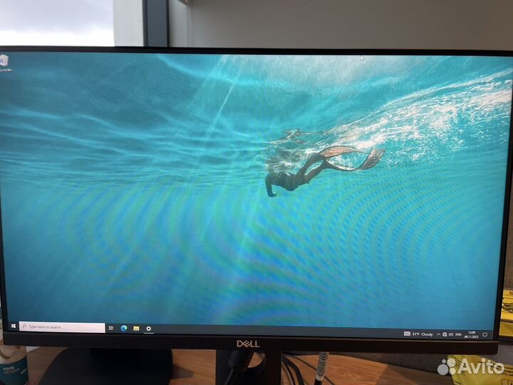 Монитор Dell 22