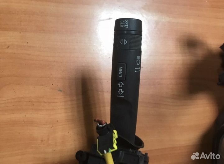 Chevrolet Cruze переключатель поворотов подрулевой