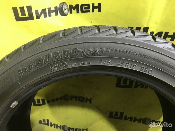 Yokohama Ice Guard IG30 245/45 R19