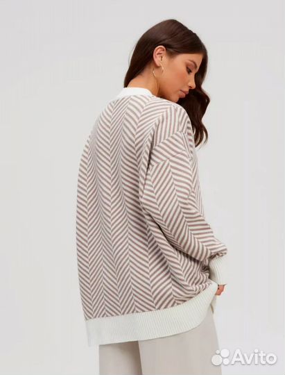 Свитер оверсайз вязаный удлиненный 42-52