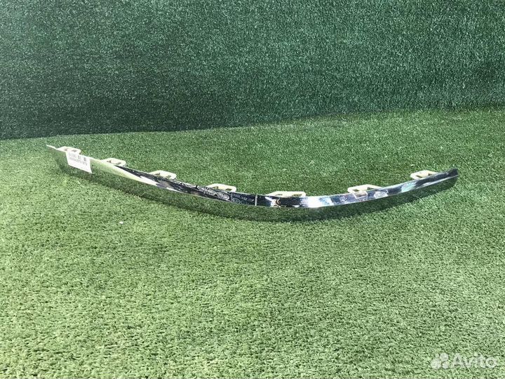 Накладка заднего бампера левая Bentley Bentayga (2