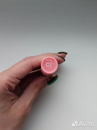 Блеск для губ vivienne sabo