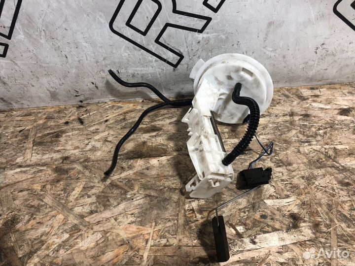 Датчик уровня топлива Mercedes-Benz C-Class W204