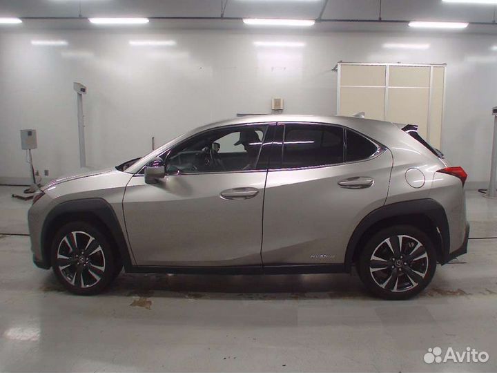 Lexus UX 2.0 CVT, 2021, 34 000 км