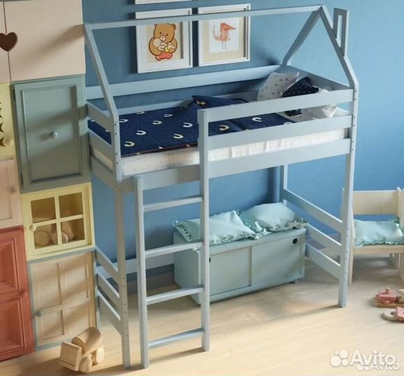 Кровать чердак домик