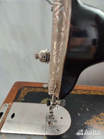 Швейная машина Подольск ручная
