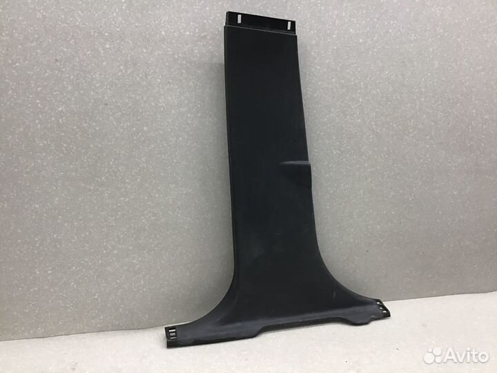 Обшивка средней стойки левая Ford Focus III 2011