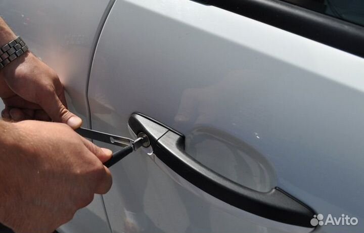 Вскрытие дверей автомобилей/ взлом авто