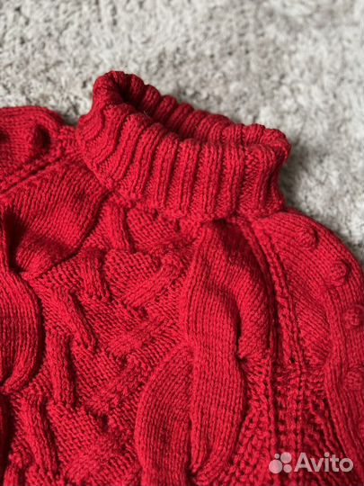 Свитер ручной работы красный