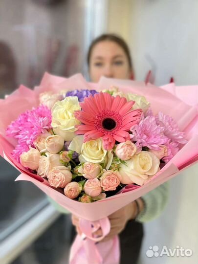 Шары и цветы на выпускной