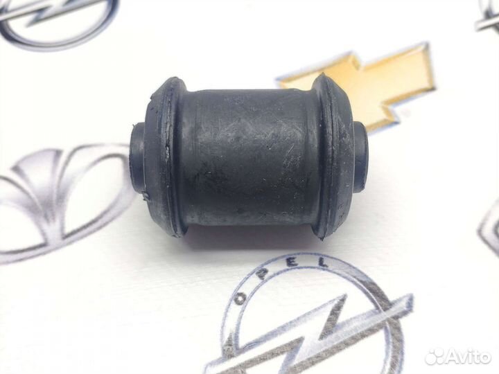 Сайлентблок рычага передний Opel Astra G/H, Zafira