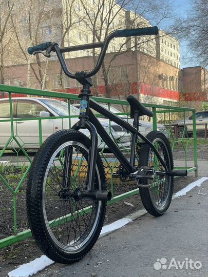 Трюковой велосипед bmx