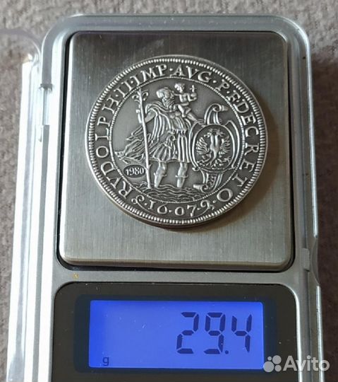 Альбом С монетами мира