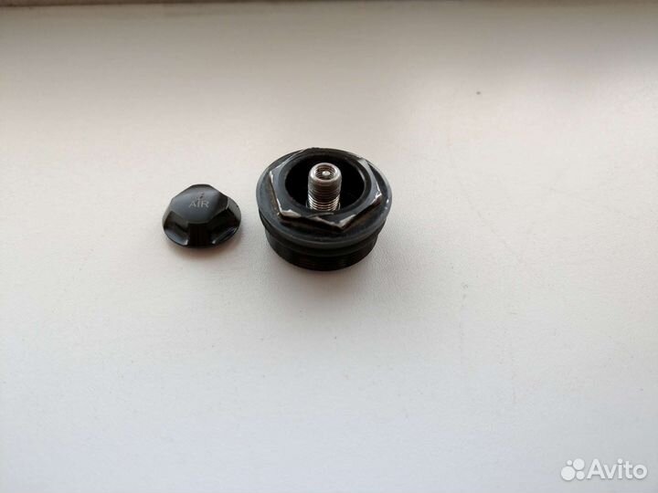 Rock Shox Air Spring Top Cap 32 мм