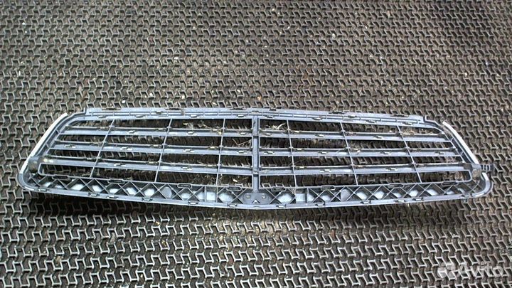 Решетка радиатора Mercedes C W204, 2011