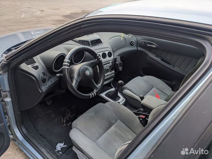 Петля для Alfa Romeo 156 (932)