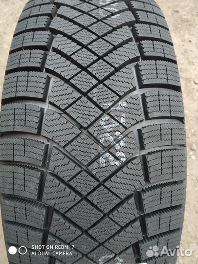 Pirelli Ice Zero FR SUV 255/55 R18