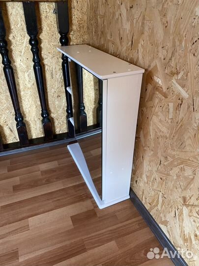 Шкаф с зеркалом в ванную