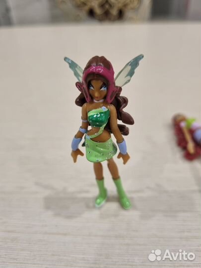 Фигурки Винкс из киндеров Лейла