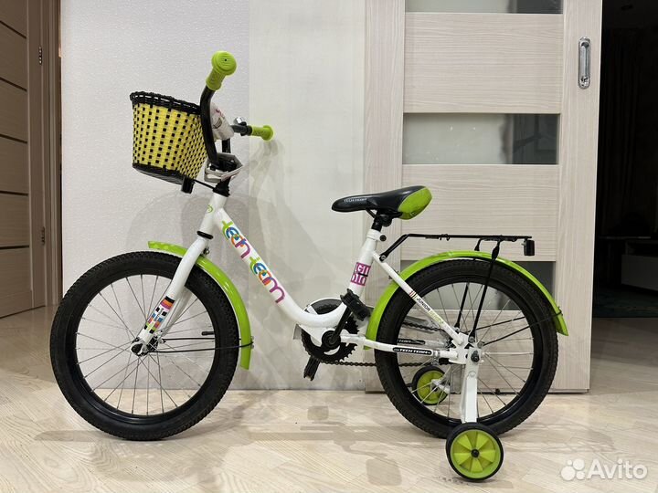 Велосипед детский 18 дюймов для девочки б/у