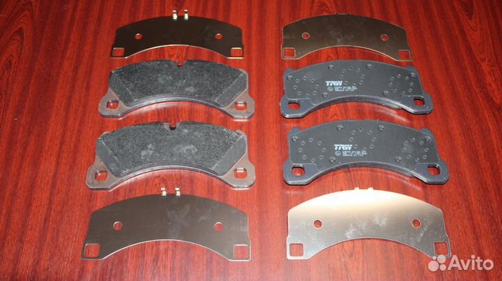 Колодки тормозные передние Porsche Cayenne