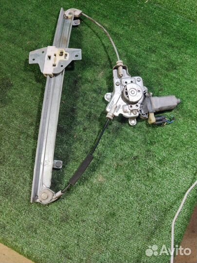 Стеклоподьемник передний левый Hyundai Getz