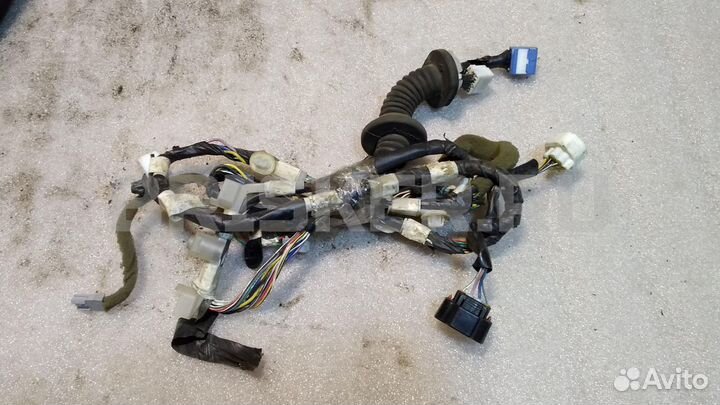 Проводка двери(зад) Тойота Лэнд Крузер 100