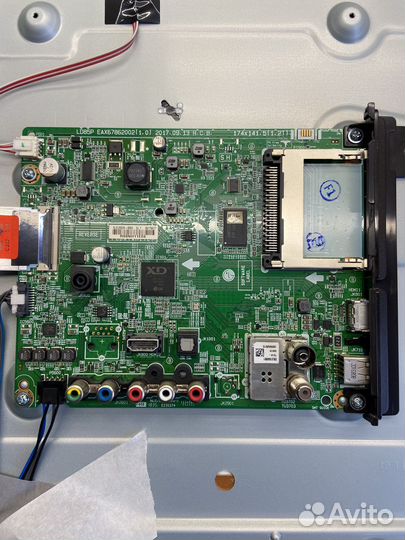 Платa main от ЖК LG