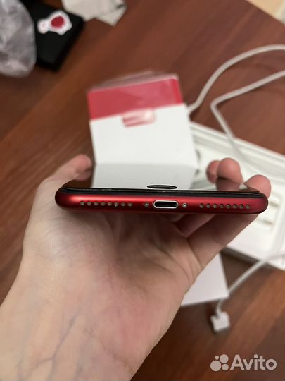 iPhone 8 Plus, 64 ГБ