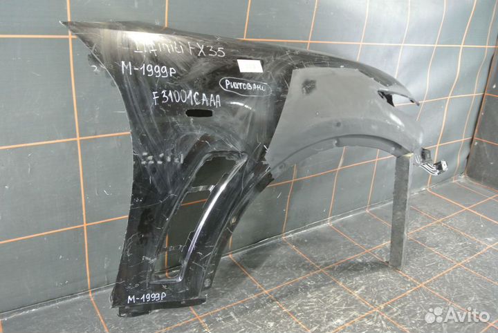 Крыло переднее правое - Infiniti FX35
