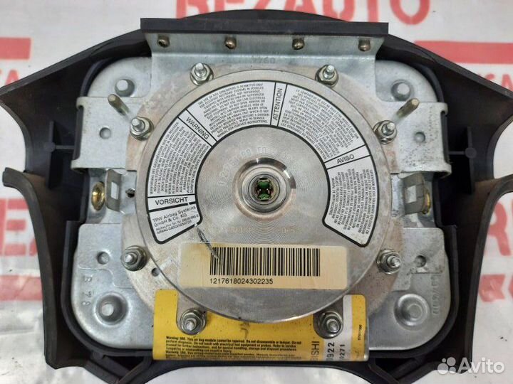 Подушка безопасности водителя Mitsubishi Carisma