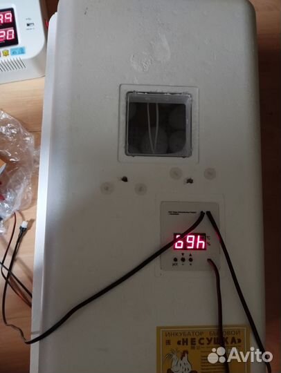 Инкубатор для яиц автоматический