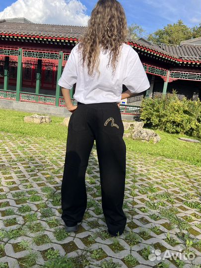 Джинсы Evisu мужские