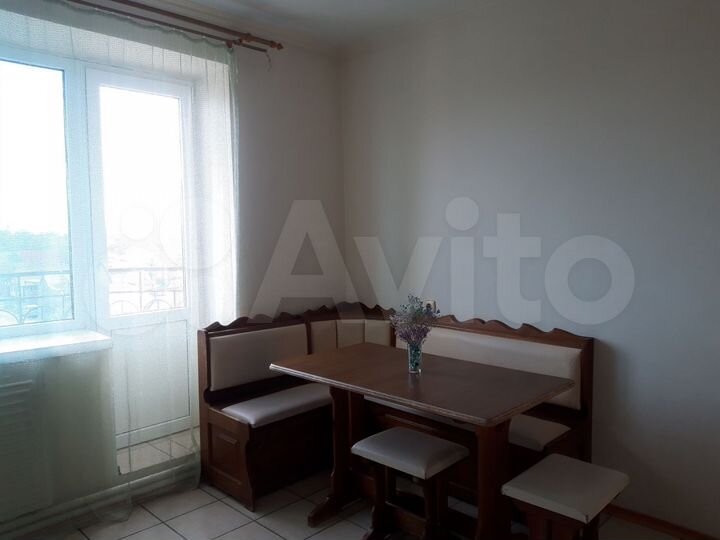 3-к. квартира, 86 м², 4/6 эт.