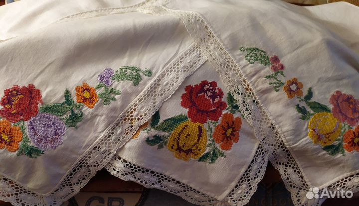 Салфетки ручная вышивка 3шт и из льна СССР 6шт