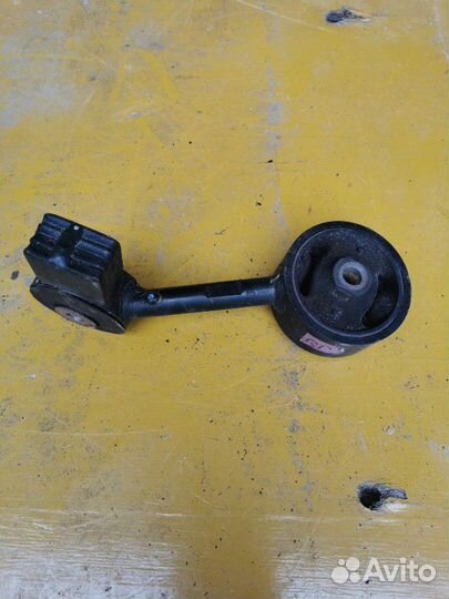 Подушка двигателя передняя левая Toyota Estima