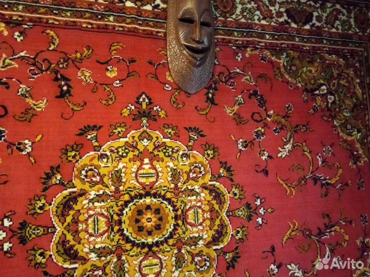 Маска красное дерево