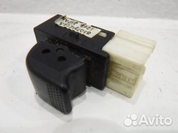 Кнопка стеклоподъемника