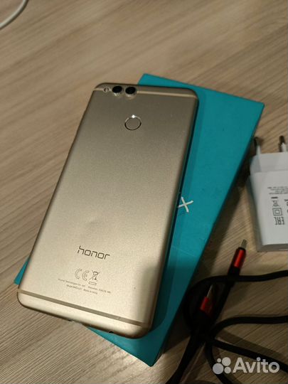 HONOR 7X, 4/64 ГБ